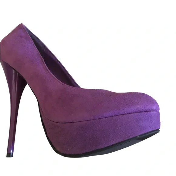 Charlotte Russe Purple Suede Platforms. Size 8 . Round Toe. Heels 5.5 inches. - Picture 5 of 8